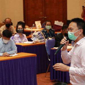 จดหมายข่าว รพ.มทส. : ออกหน่วยให้ความรู้ทางการแพทย์เคลื่อนที่ เขตนครชัยบุรินทร์